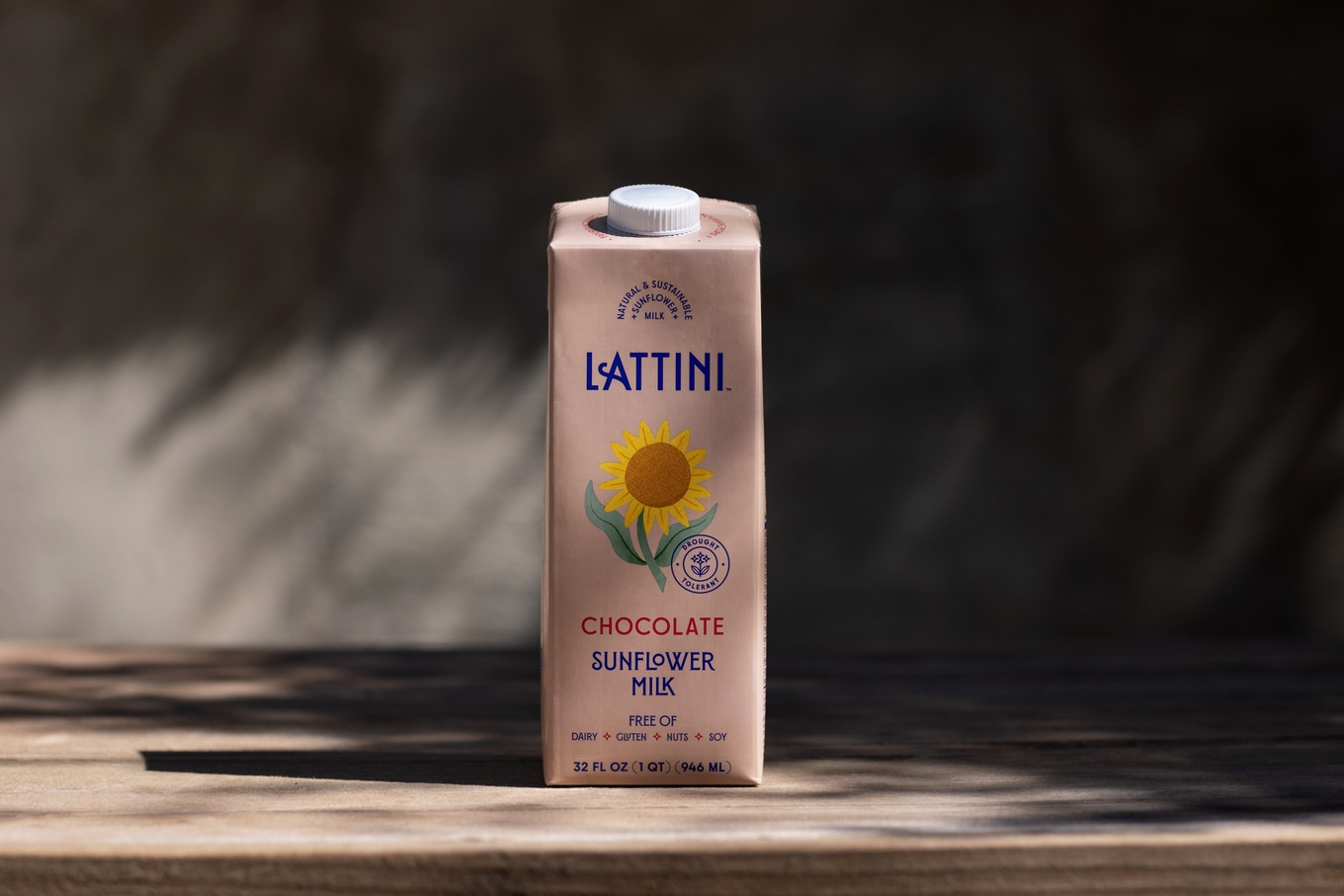 VegNews.VeganSunflowerMilk1.Lattini