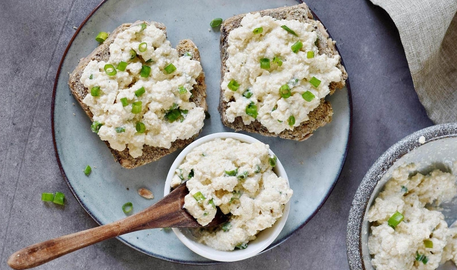 Billie Eilish’s Mom Has the Best Hack Ever for Making Vegan Cottage Cheese