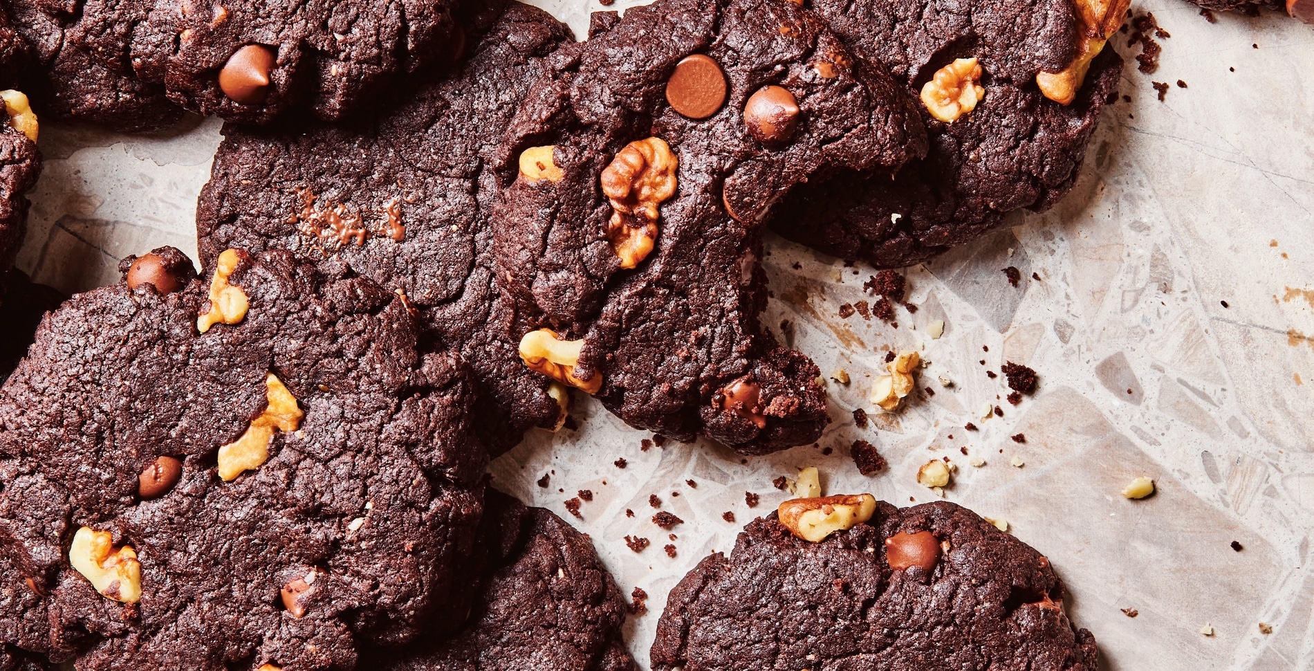 Chunky Vegan Brownie Walnut Cookies