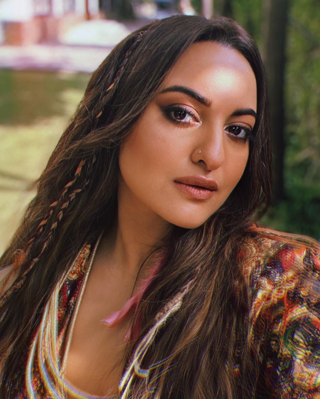 VegNews.bollywoodvegan.sonakshisinha