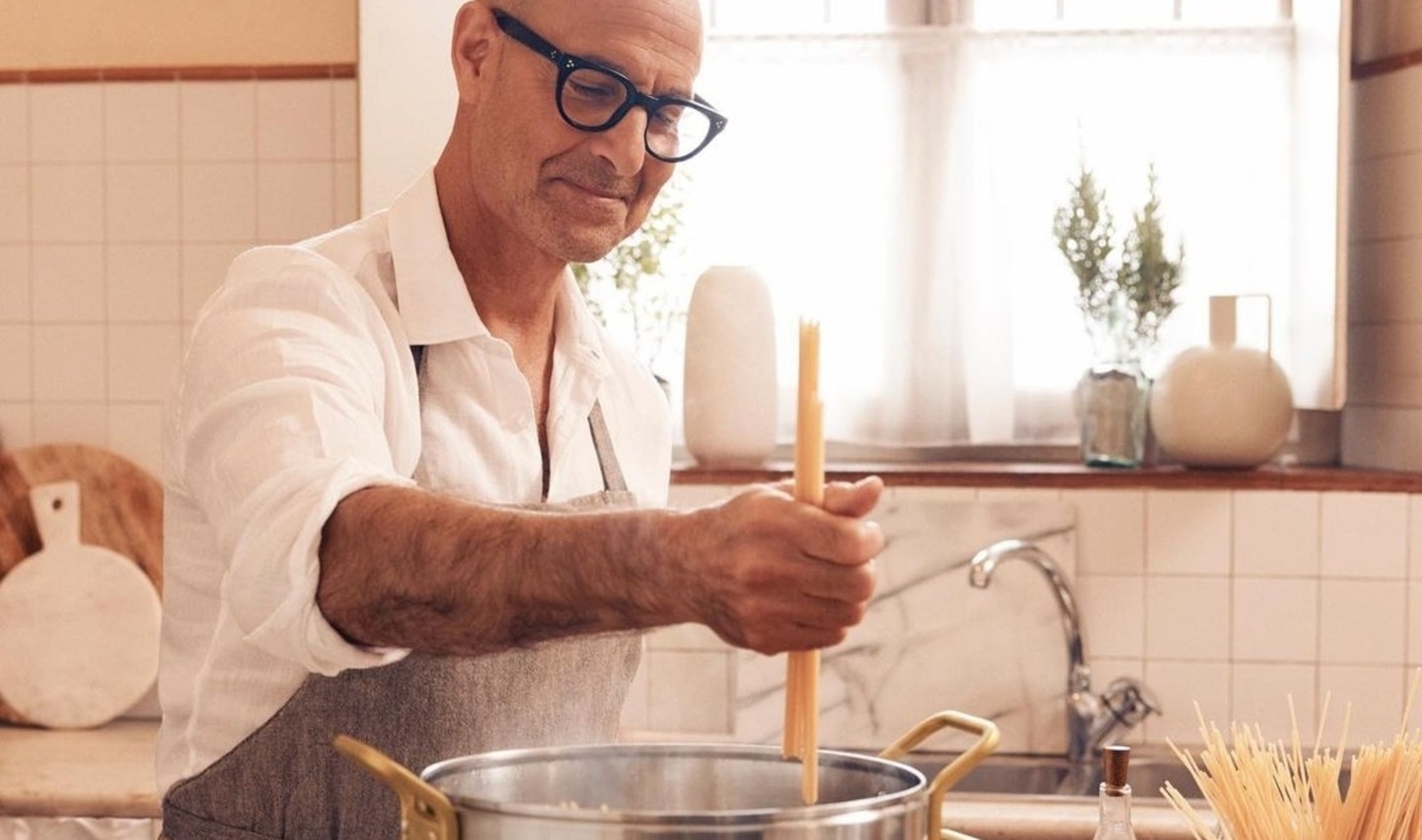 Stanley Tucci Loves Pasta e Fagioli. Here's How to Make the Classic Italian Dish Dairy-Free