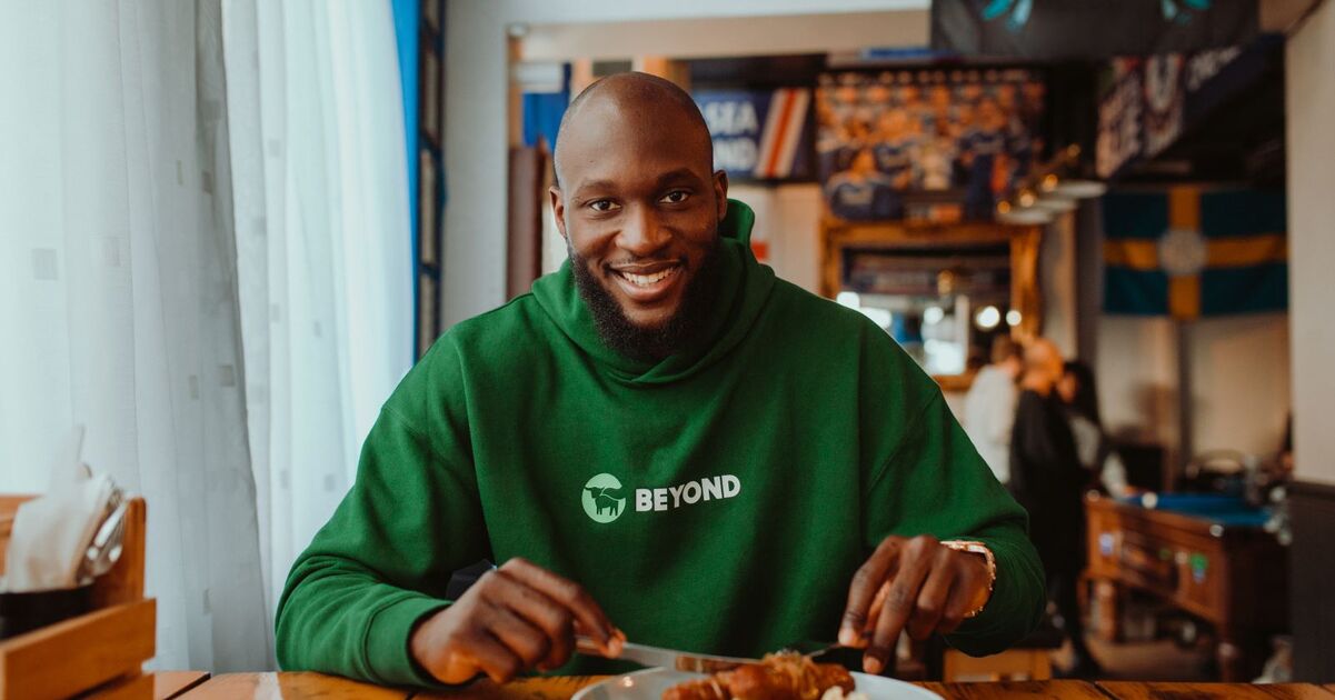 Does Vegan Food Need to Be “Masculine” to Attract Men? New Research Investigates.