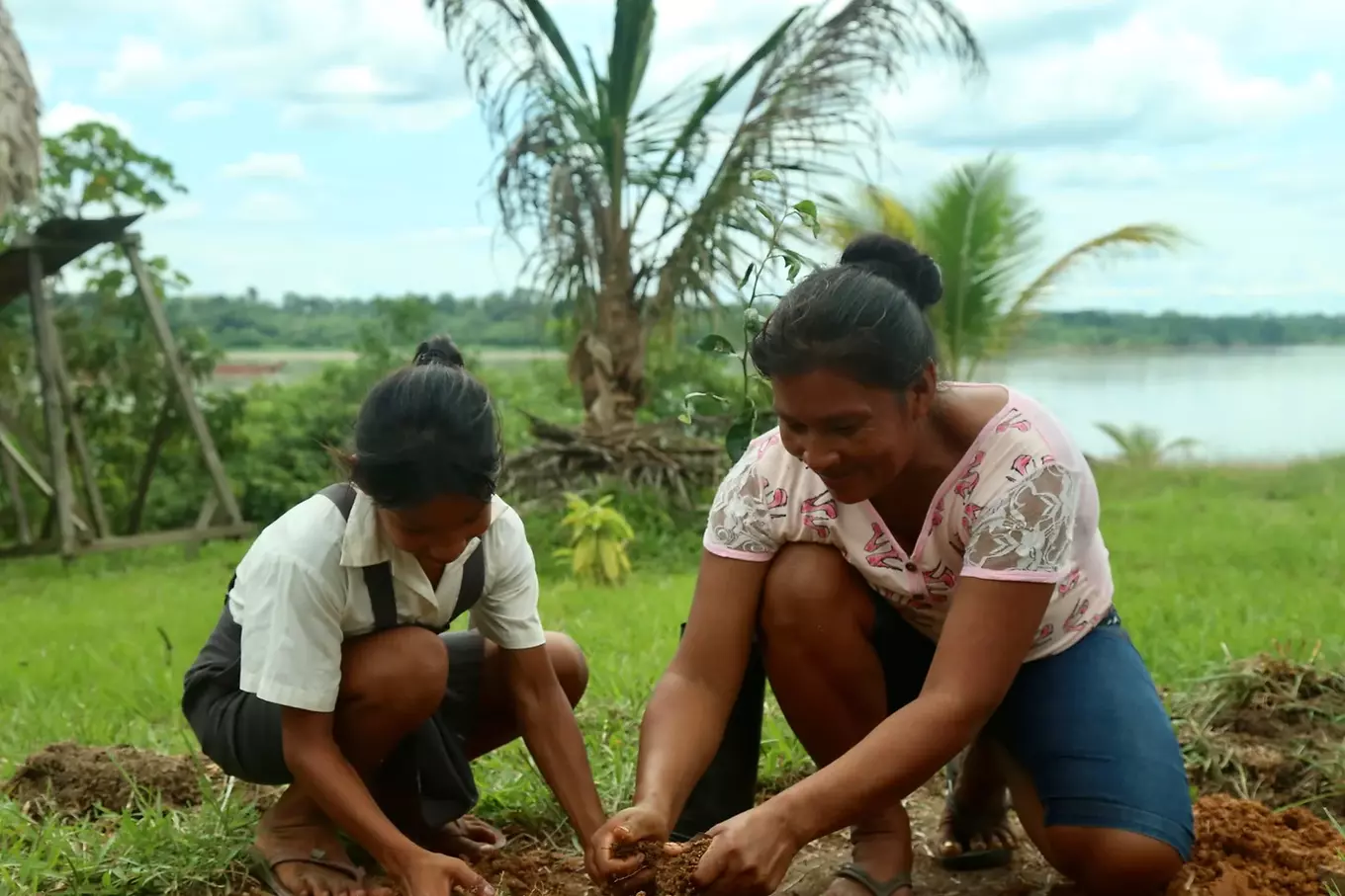 VegNews.fruitorchardplanting.fruittreeplantingfoundation