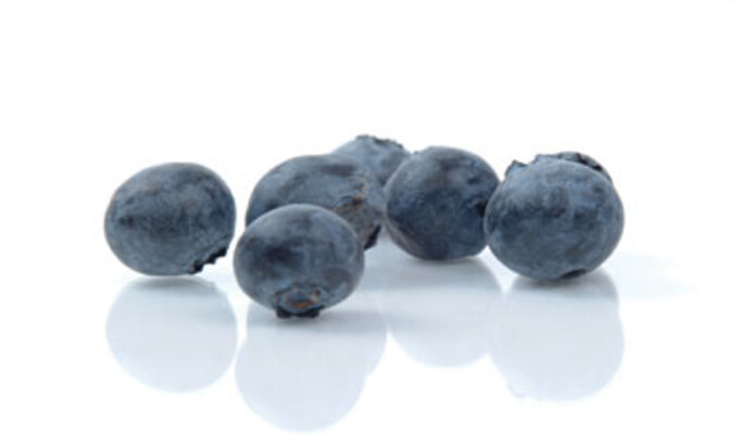 VegNews.blueberry.several