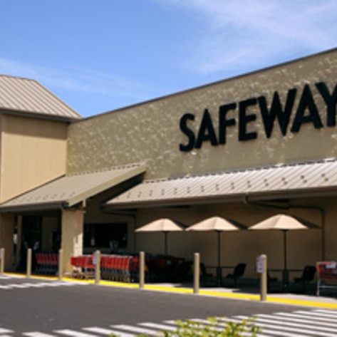 Safeway to Phase Out Suppliers That Use Gestation Crates