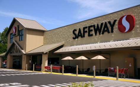 Safeway to Phase Out Suppliers That Use Gestation Crates