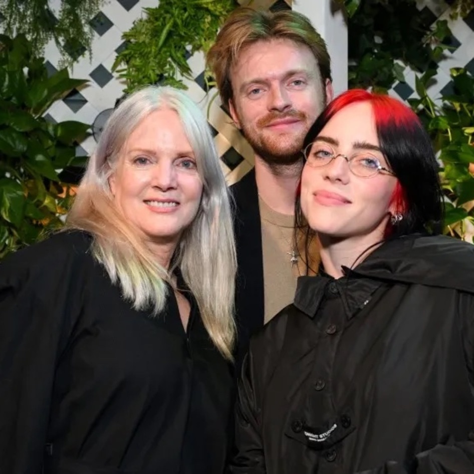 How to Make the Vegan No-Bake Cookie Billie Eilish’s Mom Makes Every Christmas