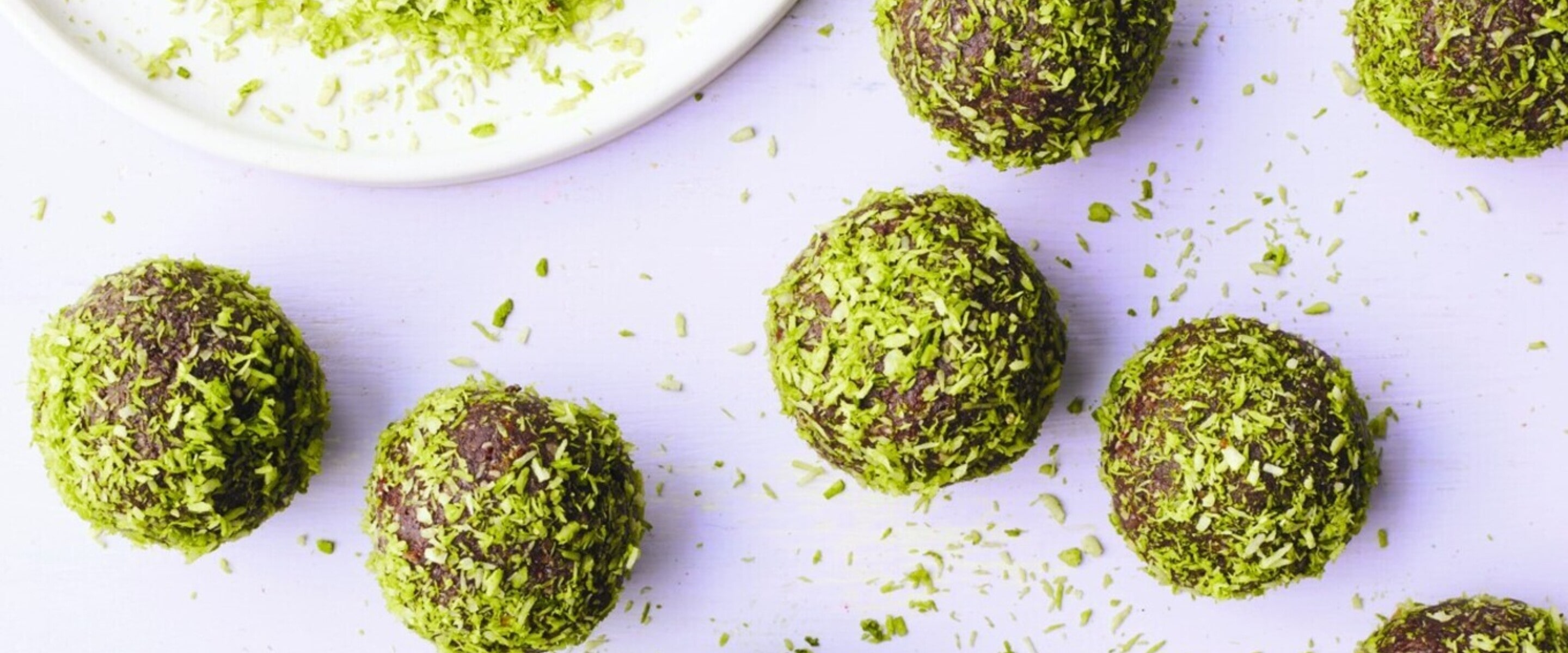 18 Vegan Matcha Recipes, From Waffles to Cookies