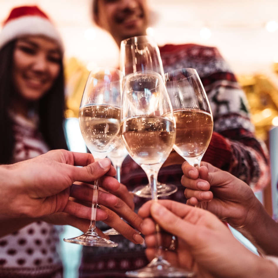 Vegan Champagne Brands, Sparkling Wines, and the Best Cocktails for the Holidays