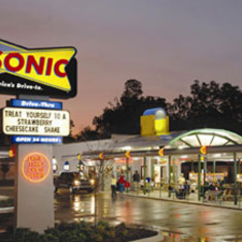 Drive-In Chain Sonic Eliminating Gestation Crates