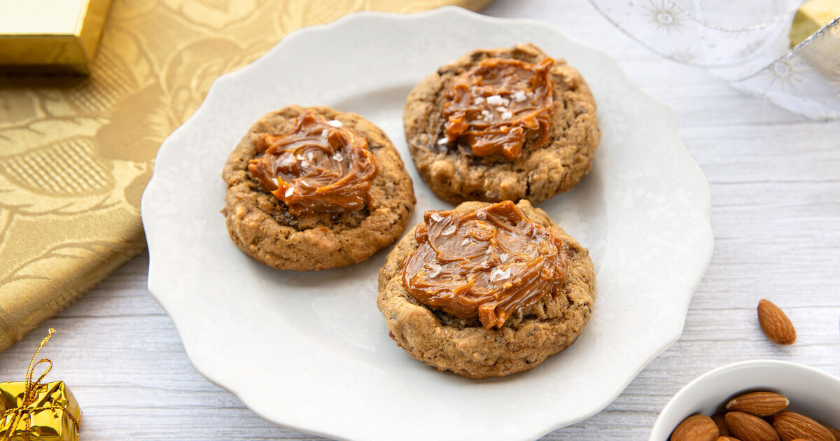 Vegan Chocolate Caramel Praline Cookies | VegNews