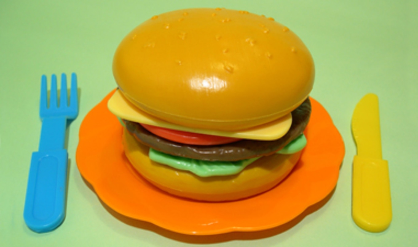 August 5: First Lab-Grown Hamburger To Be Eaten