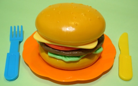 Journalist Says Slaughter-Free Meat is the Future