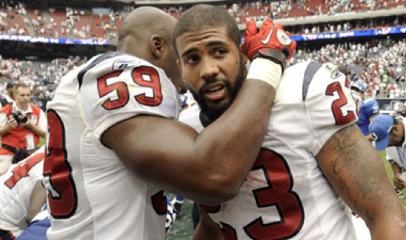 NFL Running Back Announces Switch to Vegan Diet