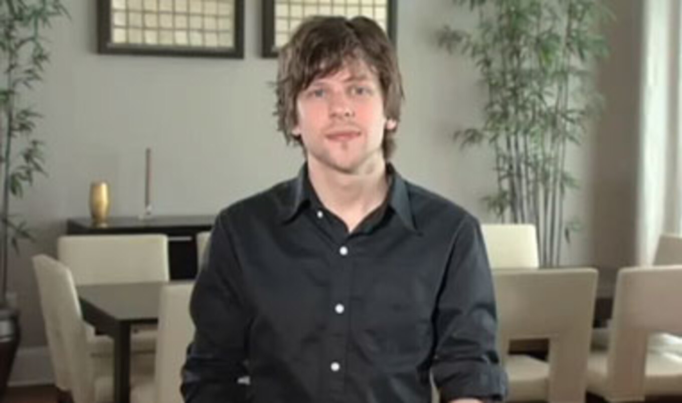 Jesse Eisenberg Speaks Up for Exotic Birds