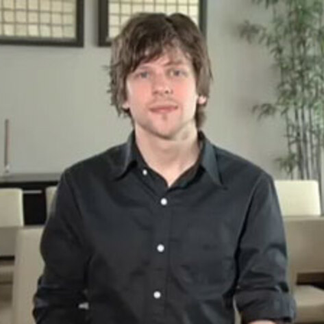 Jesse Eisenberg Speaks Up for Exotic Birds