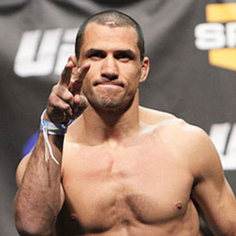 Aaron Simpson Defends Arian Foster's Veganism