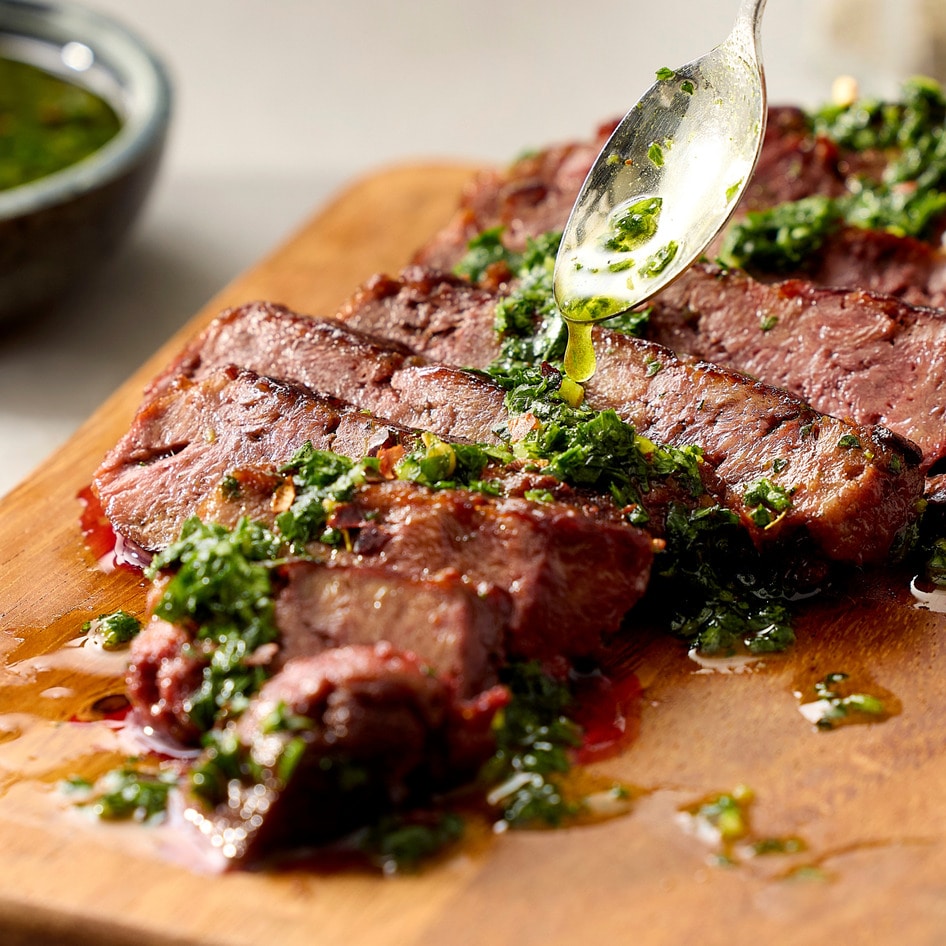 Food News of the Week: Beyond Steak Filets Debut at Steakhouse Chain, Chicago Launches Vegan Farmers Market, and Redefine Meat Debuts Spicy Shawarma
