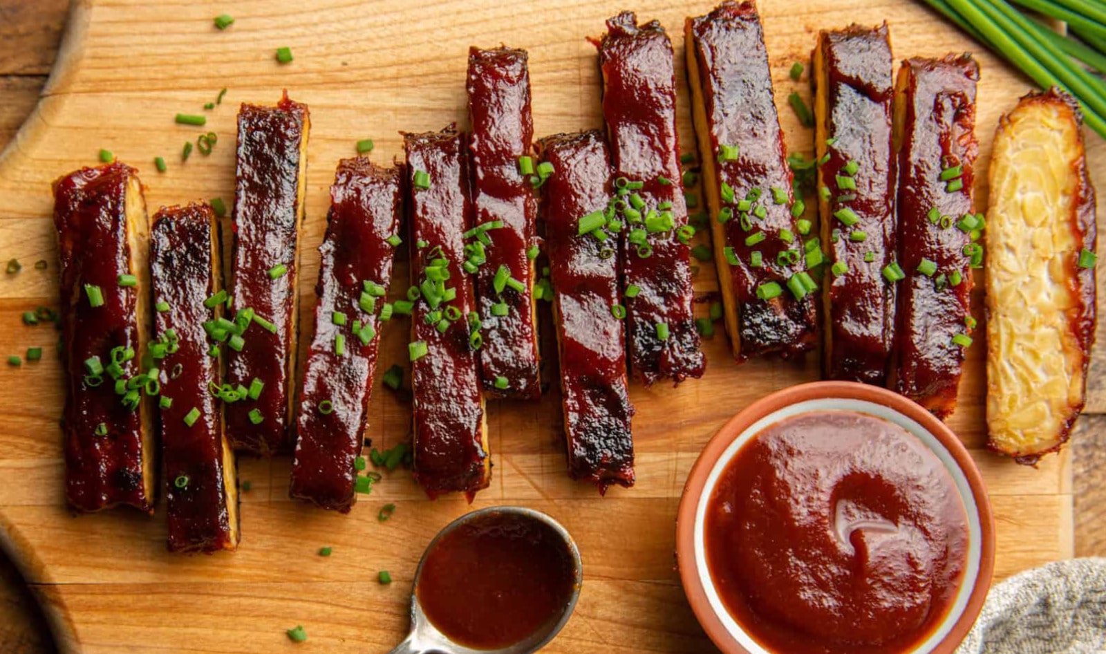 From Blueberry Pie to Barbecue: America’s Iconic Summer Foods Made Vegan