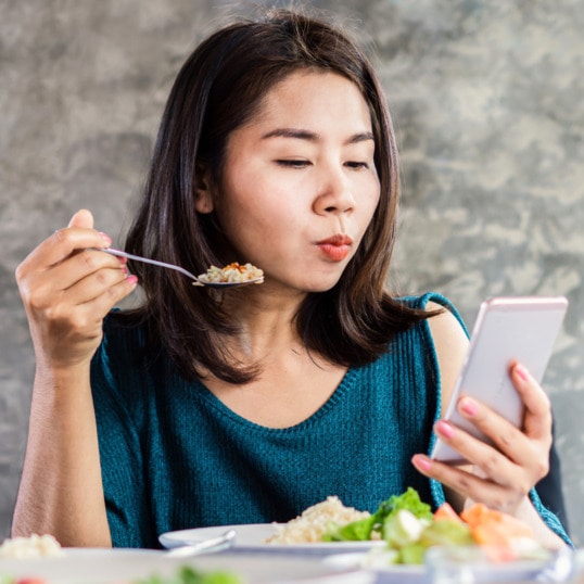 Can You Trust ChatGPT With Your Diet? What Experts Say About AI Nutrition Advice