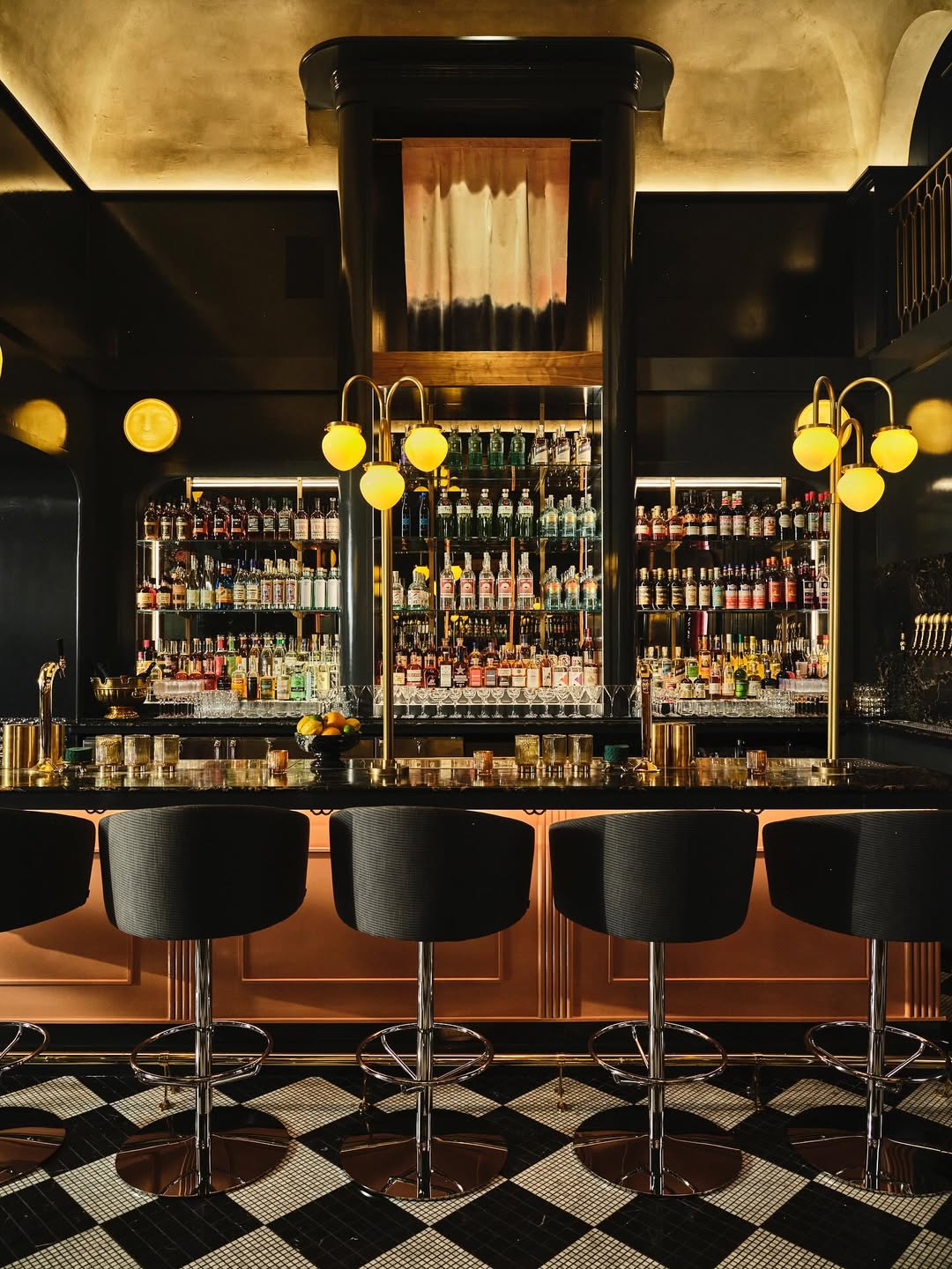 vulture bar