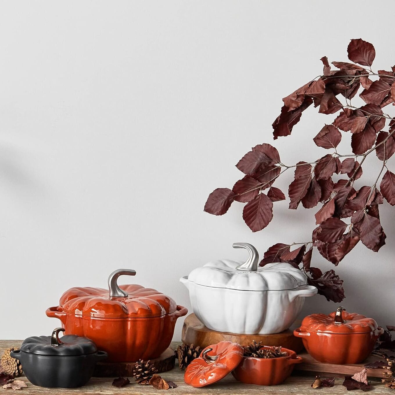  Staub Ceramic Pumpkin Dish 