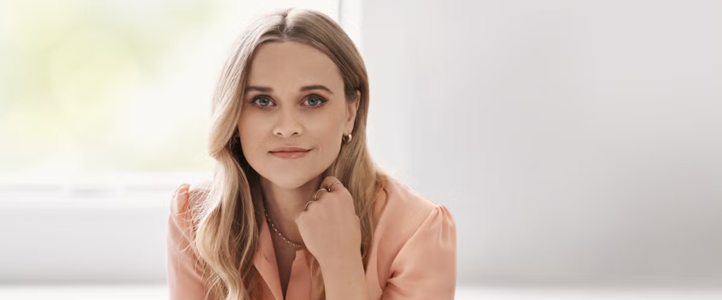 Reese Witherspoon Says It Makes Her Glow, But What Can a Green Juice Really Do for Your Health?