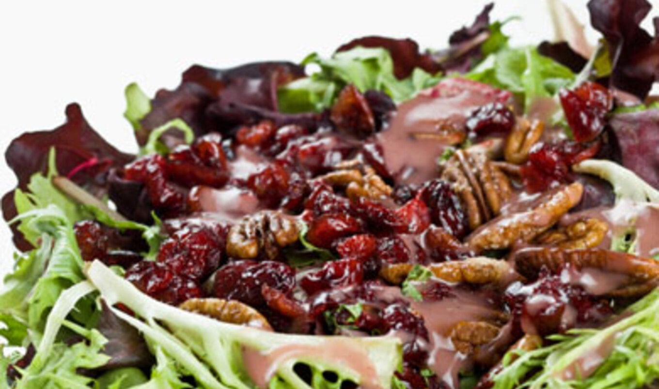 Thanksgiving Salad with Cranberries, Apples, & Caramelized Pecans