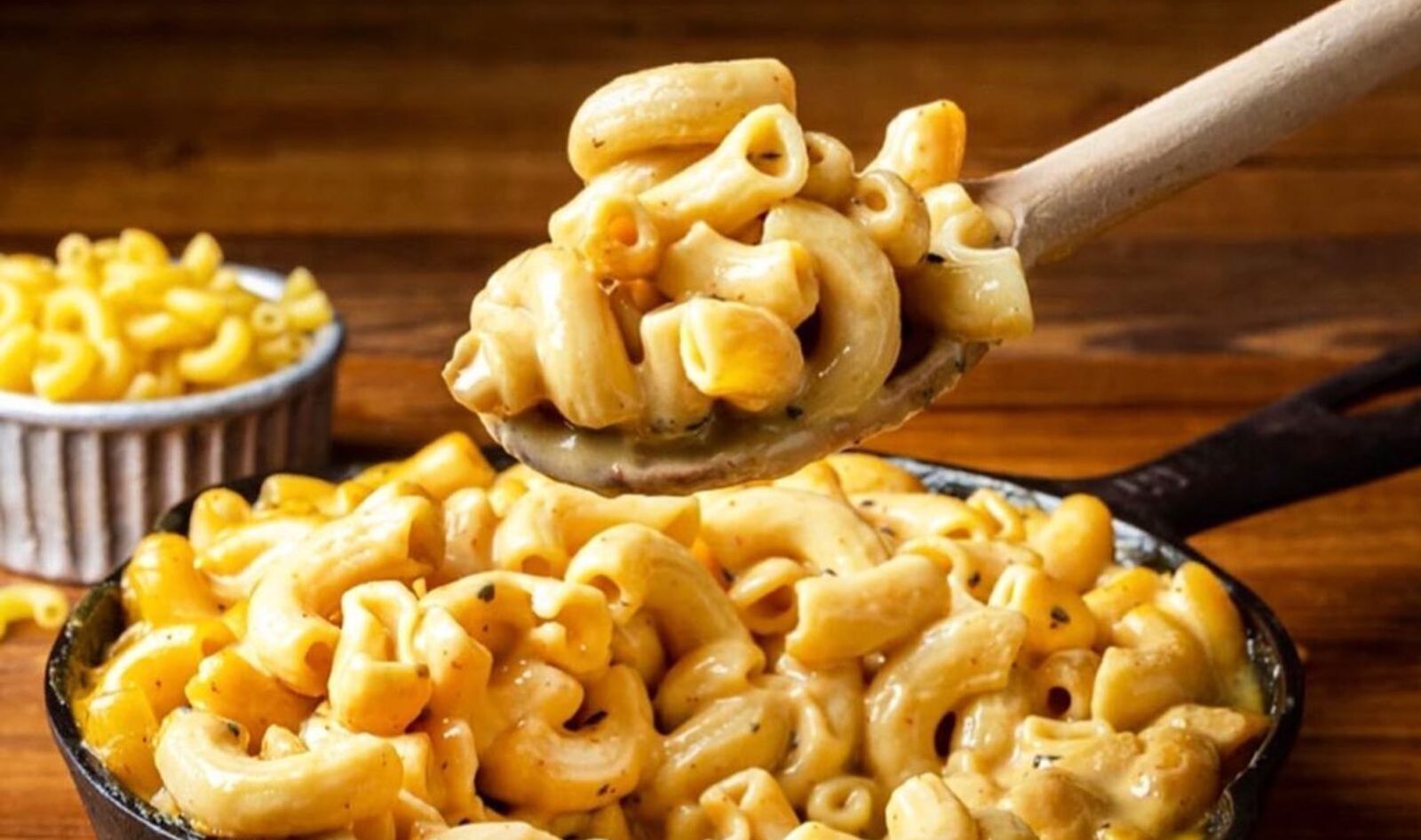Whole Foods' Viral Vegan Mac and Cheese Finds New Life at an Iconic LA Brunch Spot