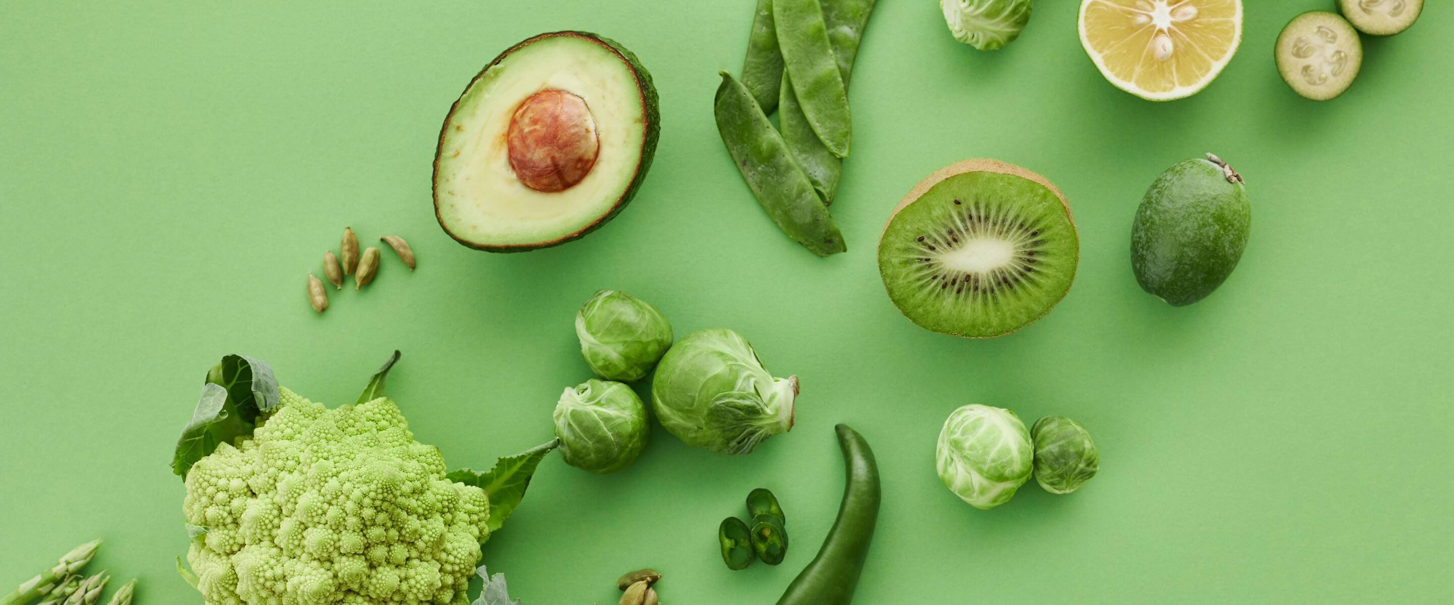 From Zoodles to Cashew Cheese, Here’s What You Actually Eat on a Raw Vegan Diet