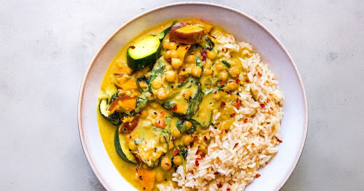 Zac Efron Says This Curry Could Make Him Go Plant-Based. Here’s How to Make It.