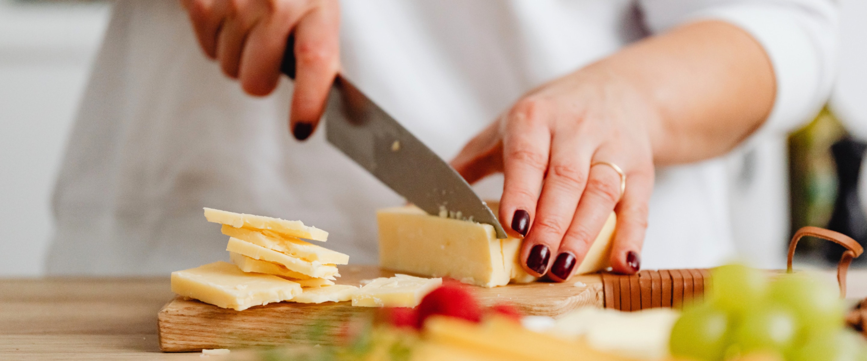 The Surprising Foods That May Be Making Endometriosis Pain Worse