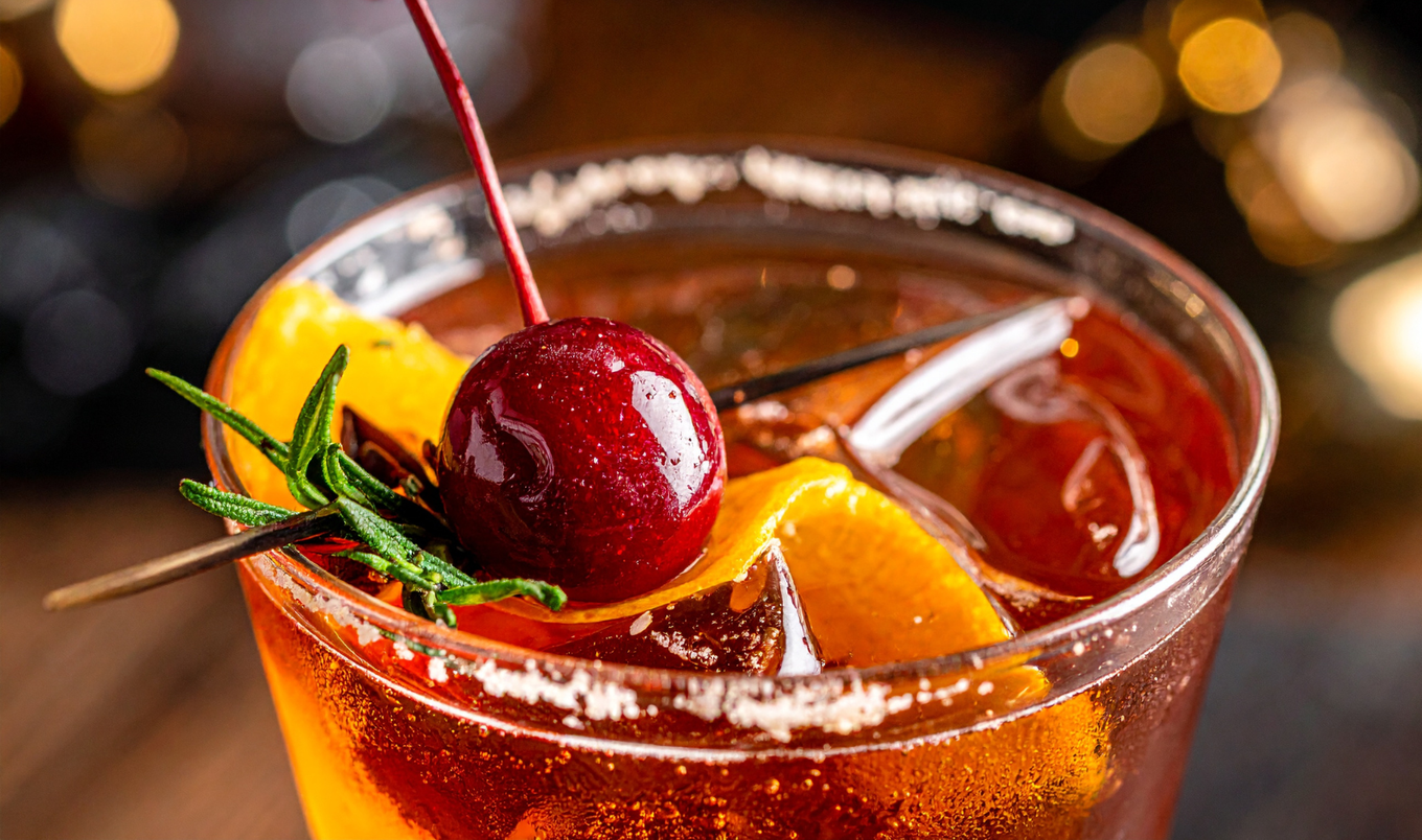 Old Fashioned cocktail.True Creatives | Canva