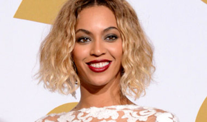 ColleenHolland.Beyonce