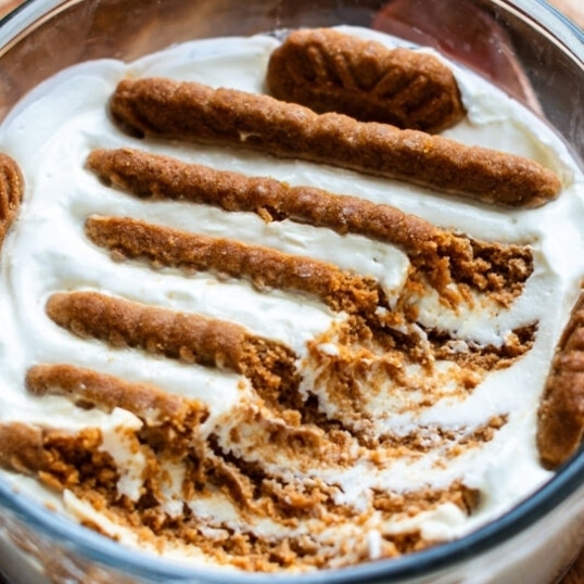 How to Make the Viral Two-Ingredient Yogurt Cheesecake Vegan