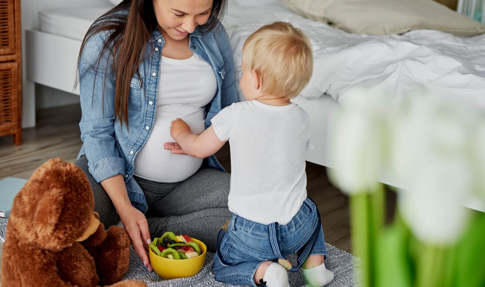 Eating an Abundance of Fruit Linked to 61 Percent Reduced Risk of Miscarriage, Study Finds