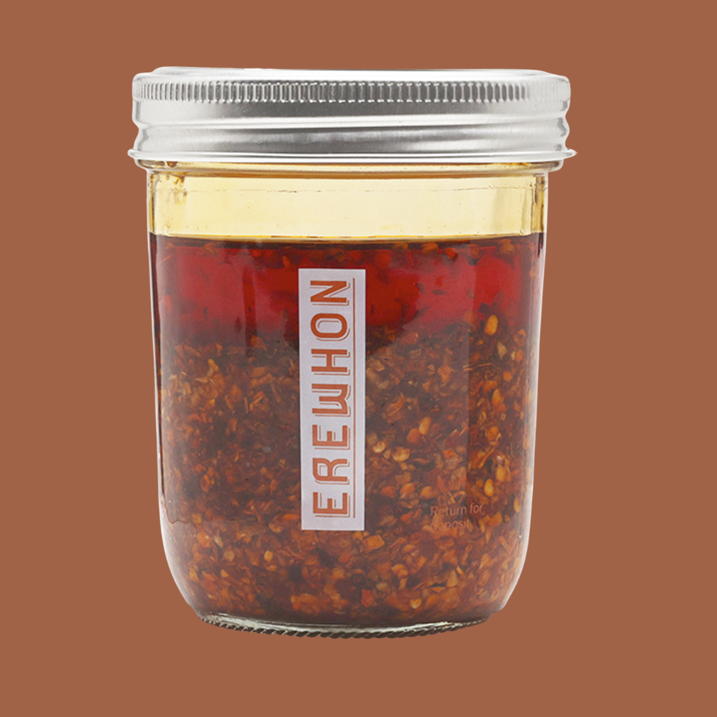 Erewhon Garlic Chili Crunch Oil1