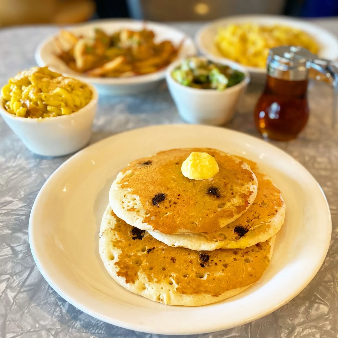 Vertical Diner Pancakes
