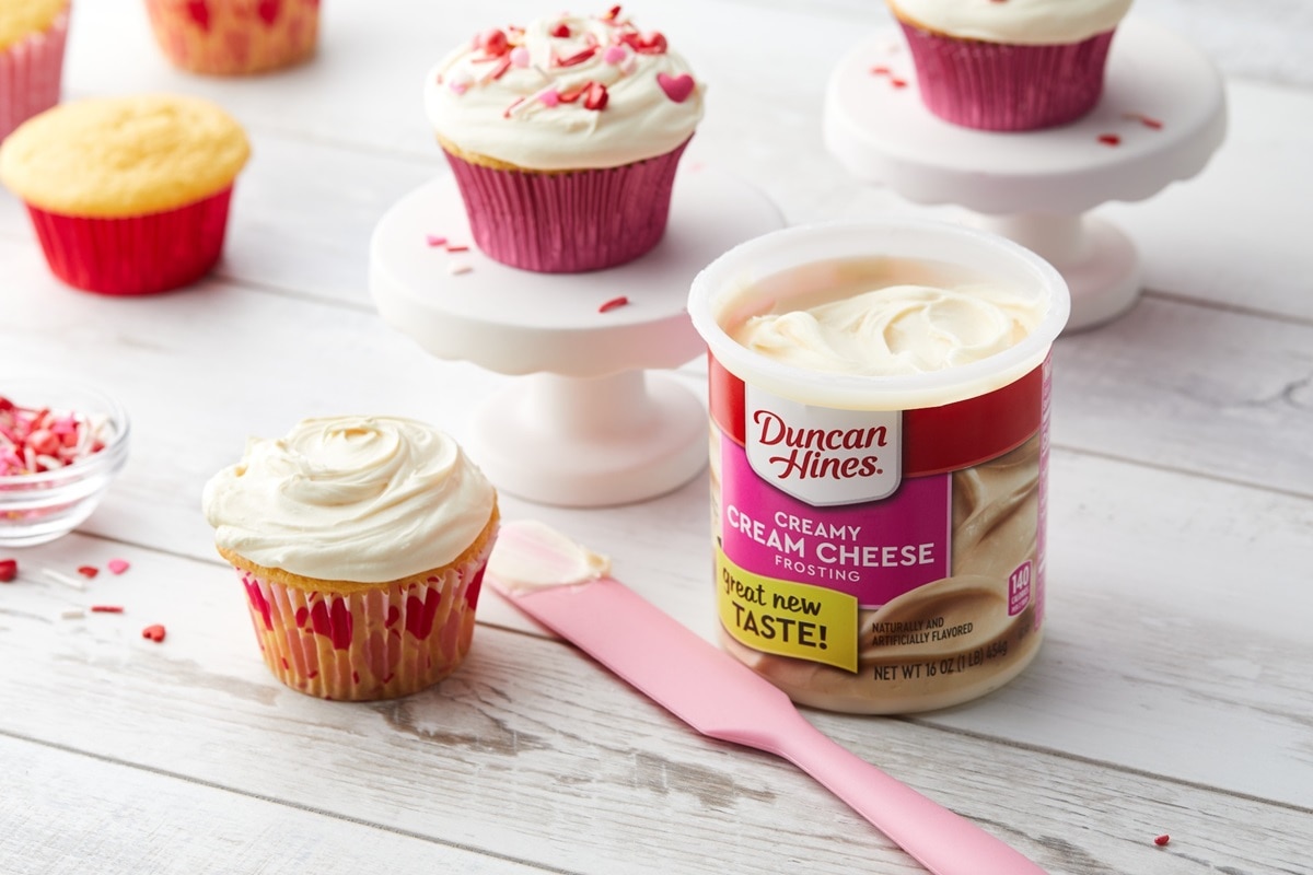 Duncan Hines frosting