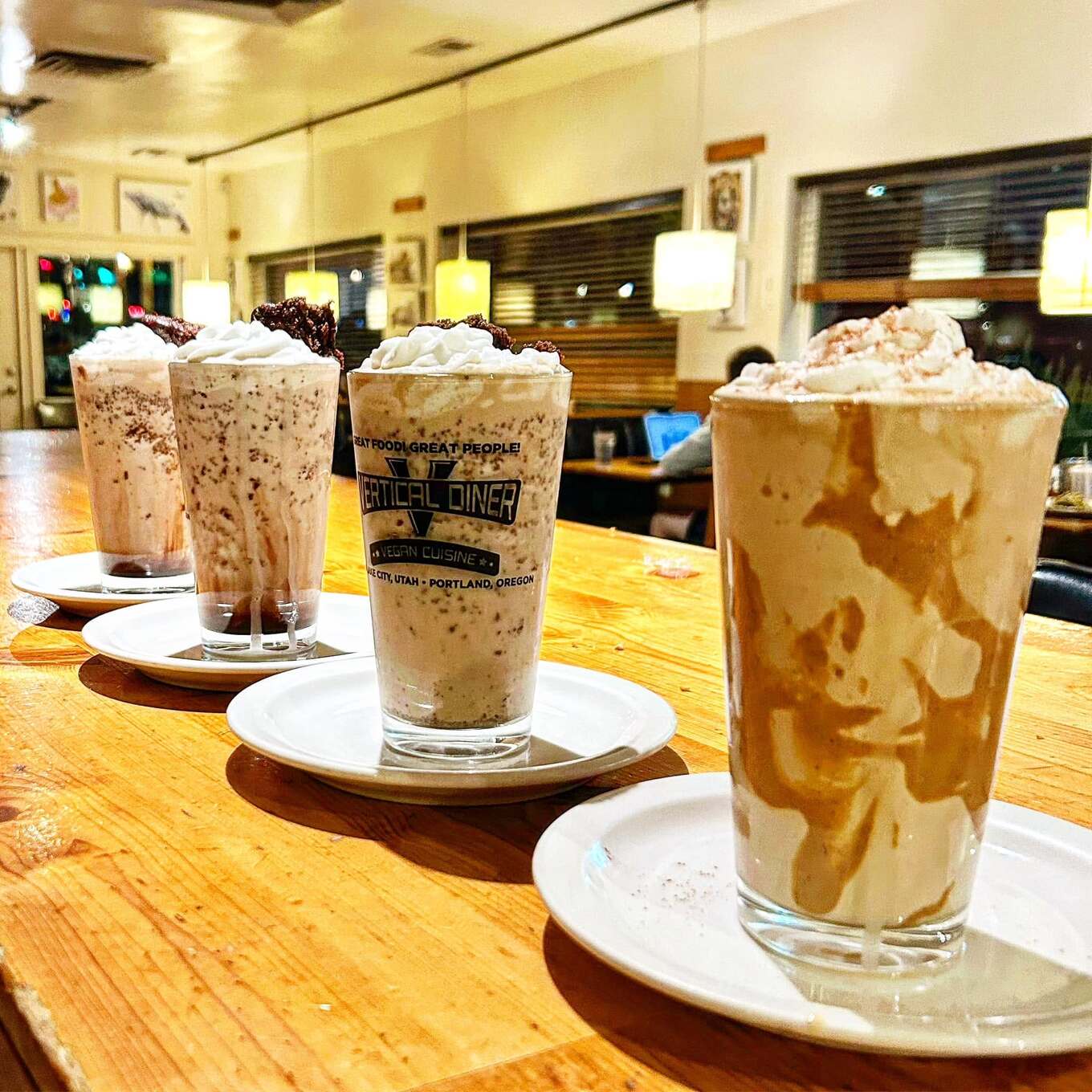 Vertical Diner Shake