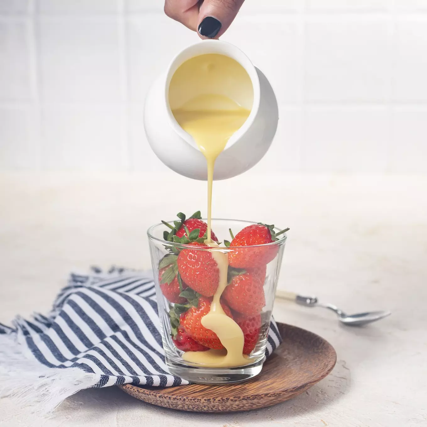 Mementa vanilla sweetened condensed milk