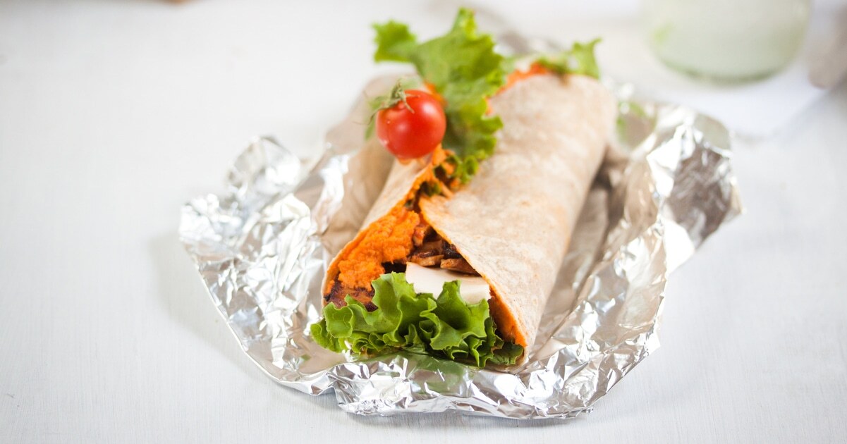 Gluten-Free Vegan Pizza Wraps | VegNews