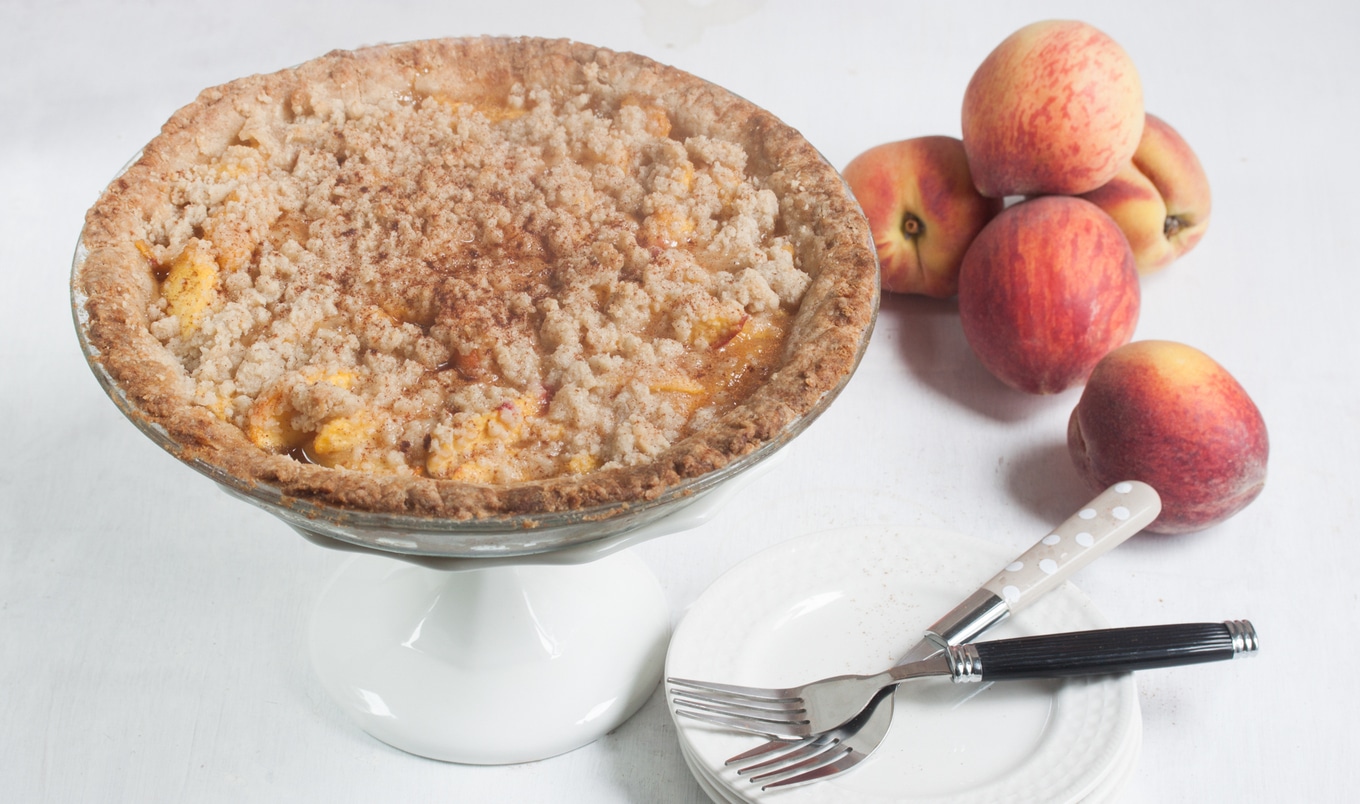 Vegan and Gluten-Free Crumble Top Peach Pie