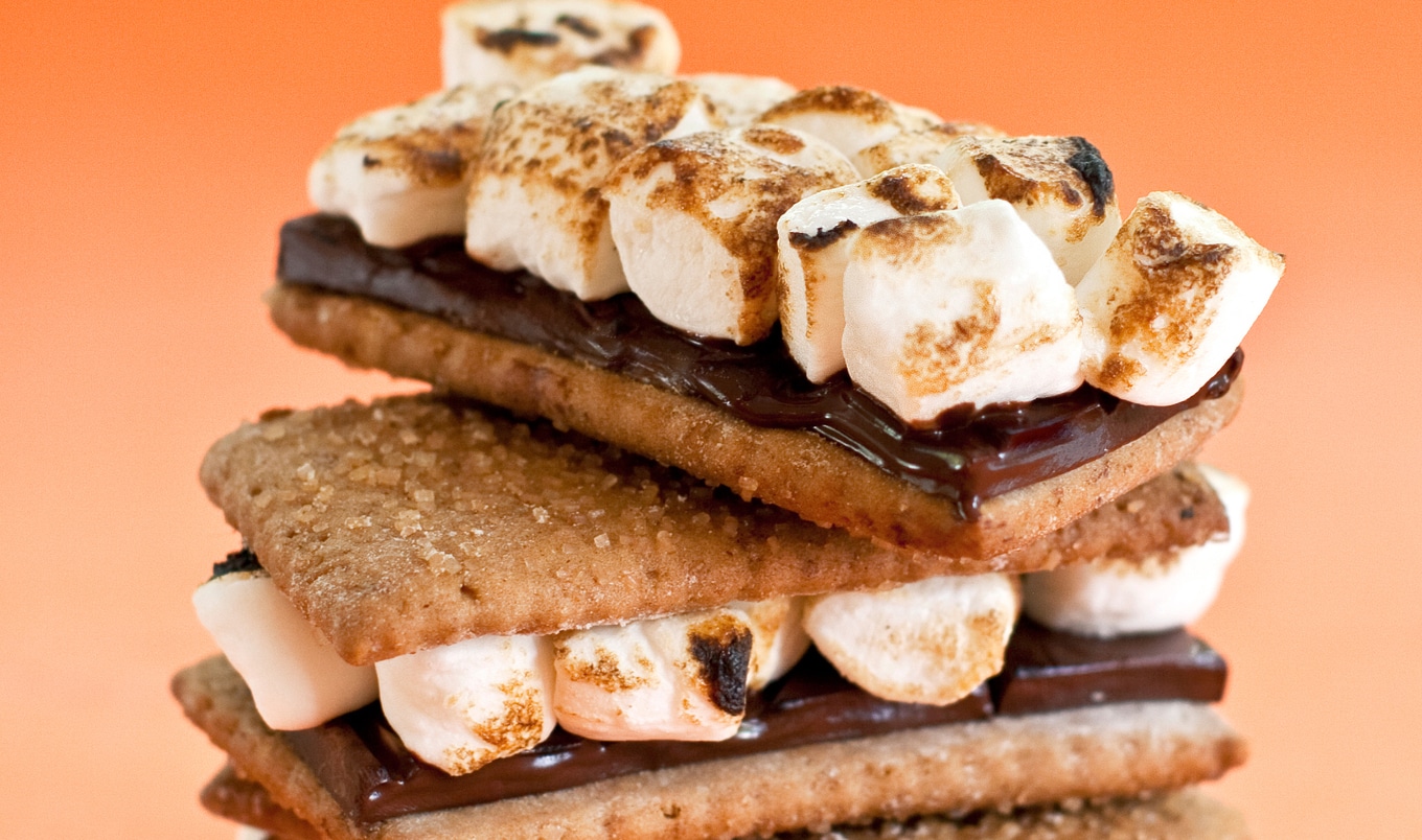 Gooey Grilled S'mores With Strawberries and Bananas