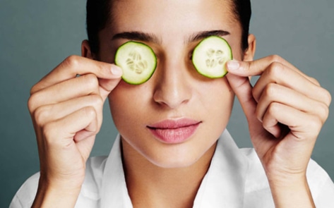 Fruit and Vegetable Consumption Linked to "Glowing" Skin