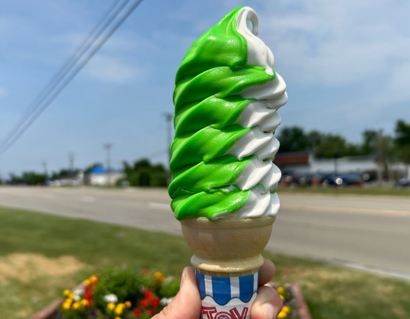 Dairy-Whip-Detroit-Mountain-Dew-soft-serve