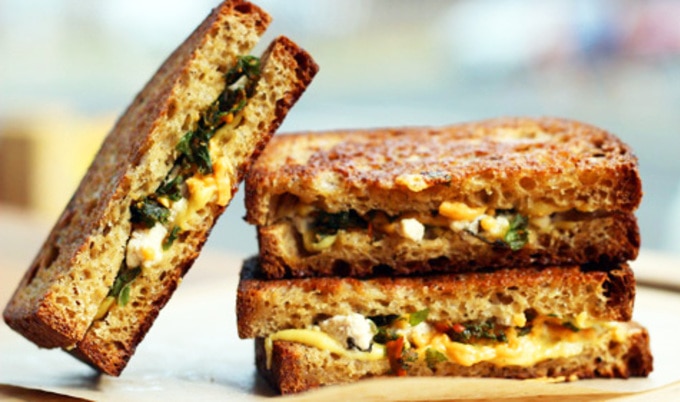 VegNews.CheesePlate