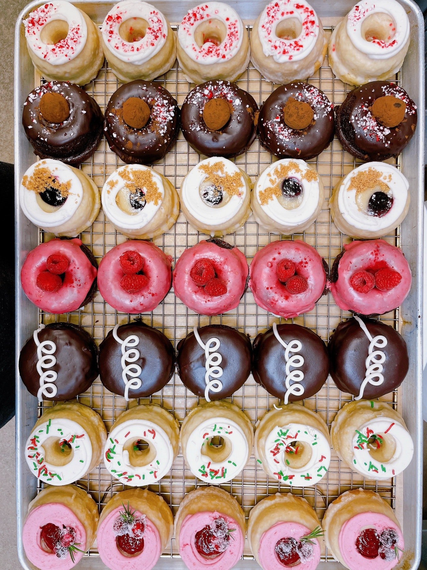  Veera Donuts 