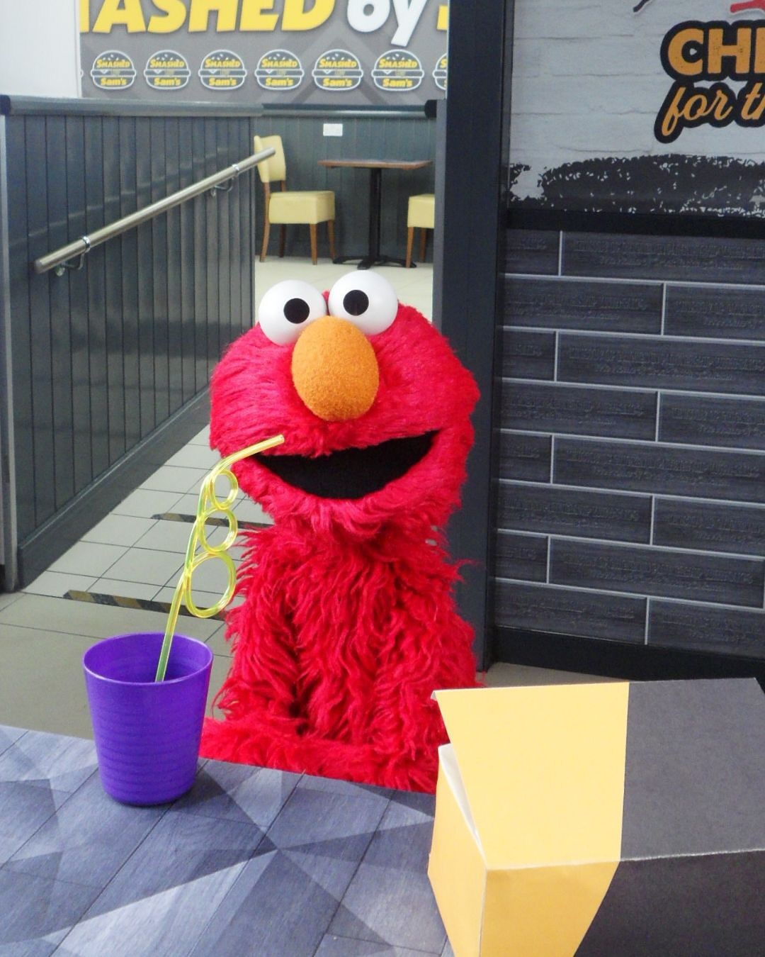 Elmo chicken shop date