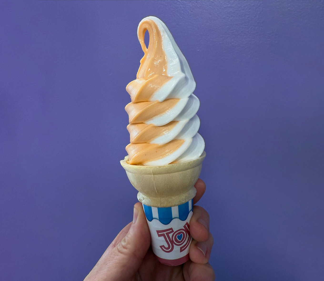 Like-No-Udder-cone